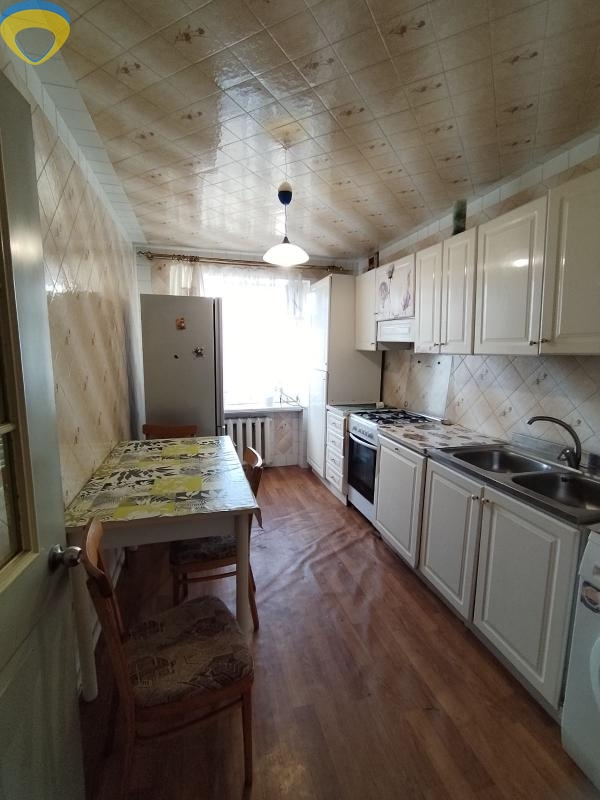 продажа трехкомнатной квартиры номер A-174286 в Приморском районе, фото номер 6